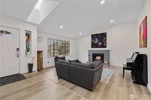 1112 S 23rd St, Renton, WA 98055 - Photo 3