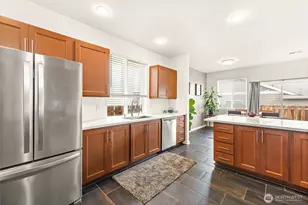 27366 215th Pl SE, Maple Valley, WA 98038 - Photo 17