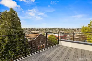 722 N 36th St, Seattle, WA 98103 - Photo 21