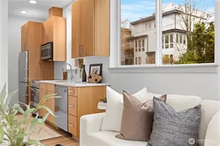 722 N 36th St, Seattle, WA 98103 - Photo 9