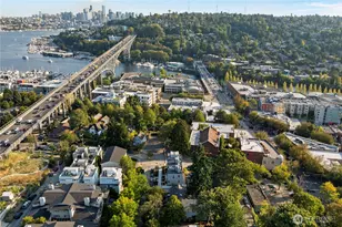 722 N 36th St, Seattle, WA 98103 - Photo 29