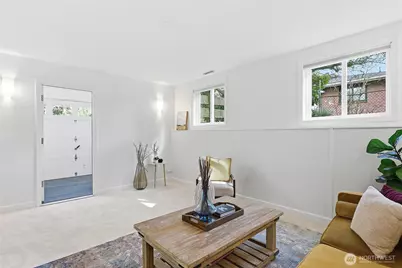 1049 S 112th Street, Seattle, WA 98168 - Photo 19