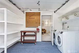 1049 S 112th St, Seattle, WA 98168 - Photo 21