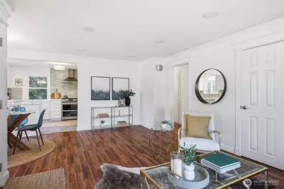 1049 S 112th Street, Seattle, WA 98168 - Photo 5