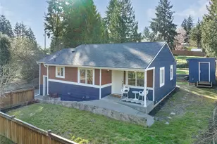 1049 S 112th St, Seattle, WA 98168 - Photo 25