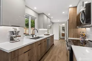 10021 19th Ave SW, Seattle, WA 98146 - Photo 11