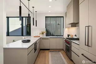 411 99th Ave NE, Bellevue, WA 98004 - Photo 17