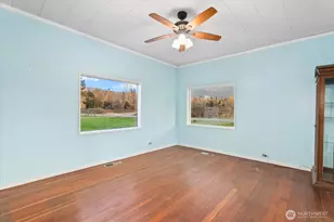 30731 Walberg Rd, Sedro Woolley, WA 98284 - Photo 7