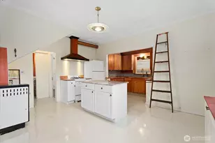 30731 Walberg Rd, Sedro Woolley, WA 98284 - Photo 9