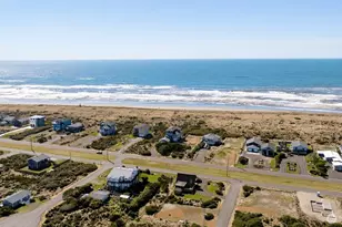 1171 Ocean Shores Blvd SW, Ocean Shores, WA 98569 - Photo 1