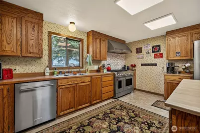 407 N Western Avenue, Wenatchee, WA 98801 - Photo 5