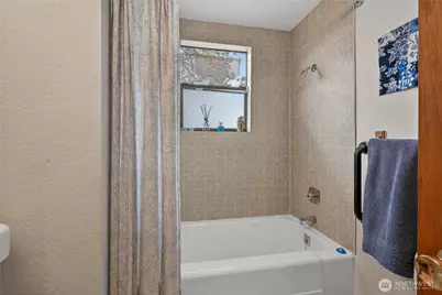 407 N Western Avenue, Wenatchee, WA 98801 - Photo 17