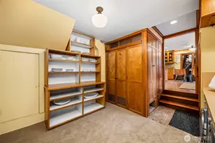 4006 NE 38th St, Seattle, WA 98105 - Photo 21