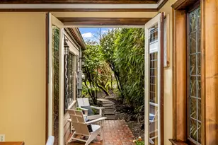 4006 NE 38th St, Seattle, WA 98105 - Photo 15