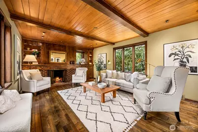 4006 NE 38th Street, Seattle, WA 98105 - Photo 11