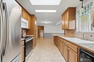 7116 105th St E, Puyallup, WA 98373 - Photo 9