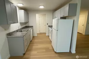 201 2nd Pl SE, Pacific, WA 98047 - Photo 9