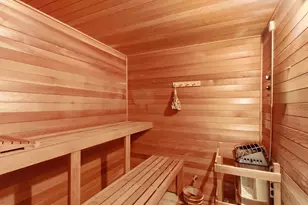 1400 Taylor Ave N, Seattle, WA 98109 - Photo 31