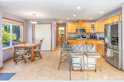 1722 Timberlake Court SE, Lacey, WA 98503 - Photo 9