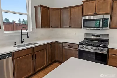745 Prospector Place, Sedro Woolley, WA 98284 - Photo 15