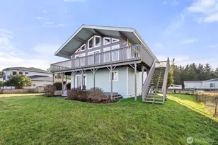 138 Sunrise Ave SE, Ocean Shores, WA 98569 - Photo 27