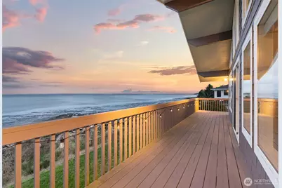 138 Sunrise Avenue SE, Ocean Shores, WA 98569 - Photo 3