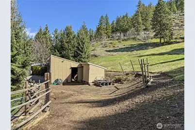 7540 Brender Canyon Road, Cashmere, WA 98815 - Photo 35