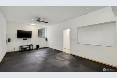 9628 123rd Avenue SE, Renton, WA 98056 - Photo 29