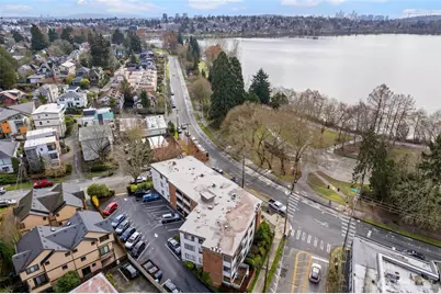 7850 Green Lake Drive N #101, Seattle, WA 98103 - Photo 31