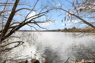 7850 Green Lake Dr N, Seattle, WA 98103 - Photo 35