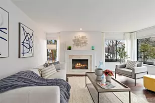 7850 Green Lake Dr N, Seattle, WA 98103 - Photo 3