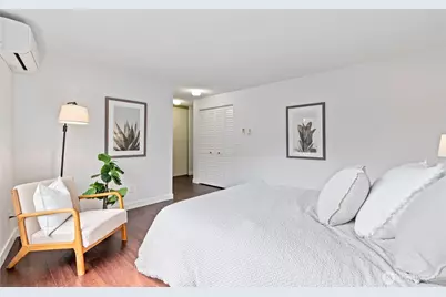 7850 Green Lake Drive N #101, Seattle, WA 98103 - Photo 13