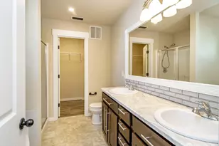 21137 131st Pl SE, Kent, WA 98031 - Photo 13