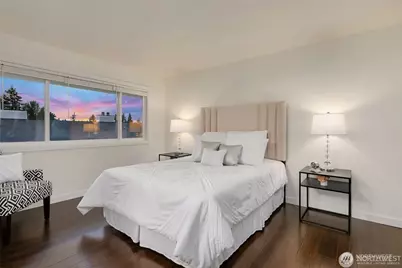 15214 NE 8th Street #G18, Bellevue, WA 98007 - Photo 9