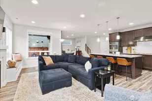 715 153rd St SW, Lynnwood, WA 98087 - Photo 13