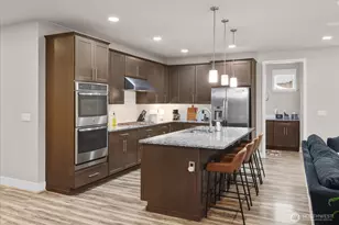 715 153rd St SW, Lynnwood, WA 98087 - Photo 9