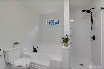 21215 Orting Kapowsin Hwy E, Graham, WA 98338 - Photo 21