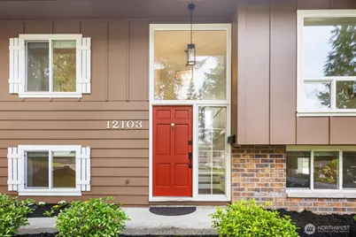 12103 SE 70th Street, Newcastle, WA 98056 - Photo 3