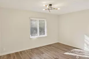 2424 S 130th Pl, SeaTac, WA 98168 - Photo 11