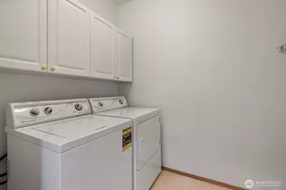 12712 Admiralty Way #E106, Everett, WA 98204 - Photo 19