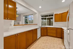 12712 Admiralty Way, Everett, WA 98204 - Photo 7