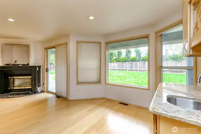 25738 215th Court SE, Maple Valley, WA 98038 - Photo 19