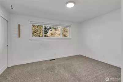 812 Maplewood Avenue, Kent, WA 98030 - Photo 23
