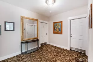 2414 Hoyt Ave, Everett, WA 98201 - Photo 5