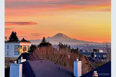1605 S Washington Street #F, Seattle, WA 98144 - Photo 3