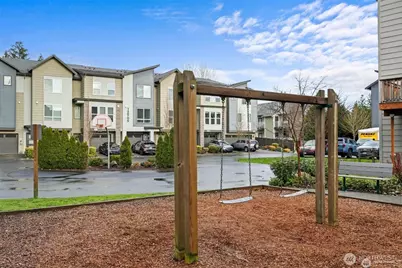 2010 129th Place SW #E, Everett, WA 98204 - Photo 37