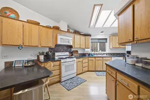 1904 Yew Street Rd, Bellingham, WA 98229 - Photo 13