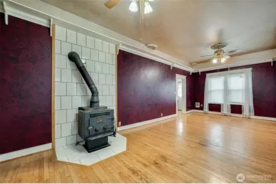 656 Davidson Avenue, Woodland, WA 98674 - Photo 9