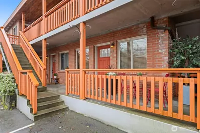 461 N 45th Street #1, Seattle, WA 98103 - Photo 17