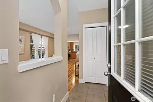 22668 NE Alder Crest Ln, Redmond, WA 98053 - Photo 7